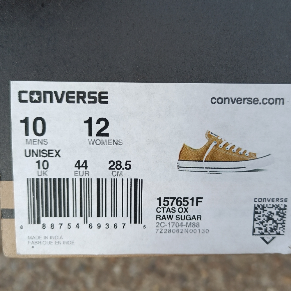 Brown- Mens 10/Women's 12 Converse All Stars